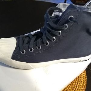 Sea Vees Snickers New Size 9 Blue